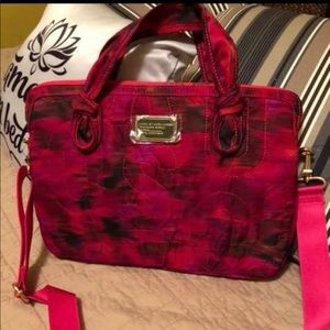 Marc Jacobs laptop bad